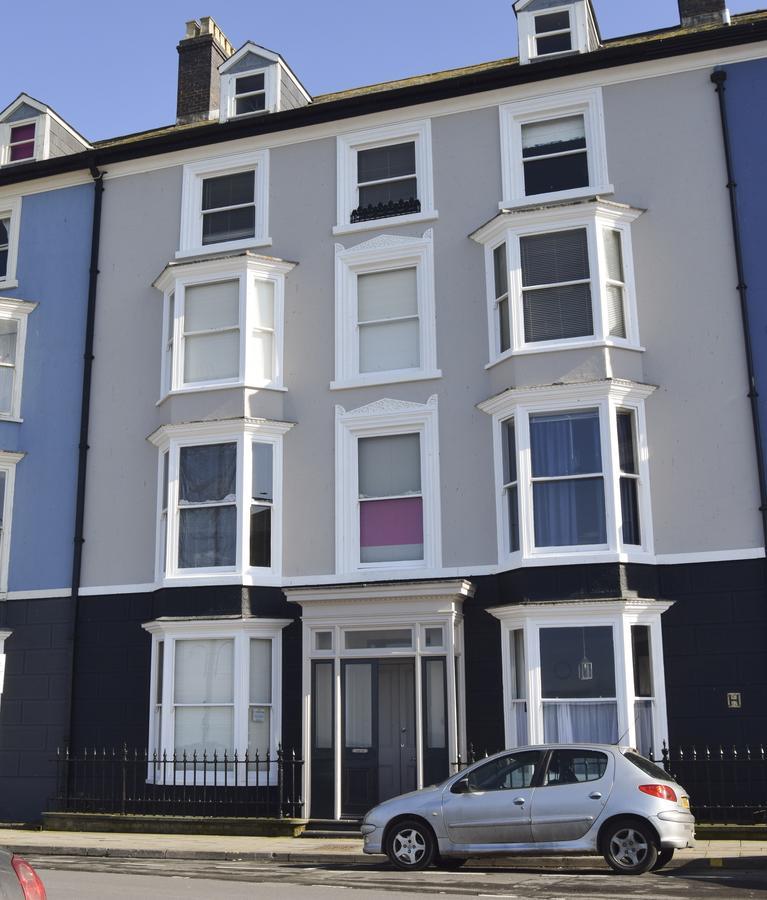 Awel Mor Holiday Apartment Aberystwyth Bagian luar foto